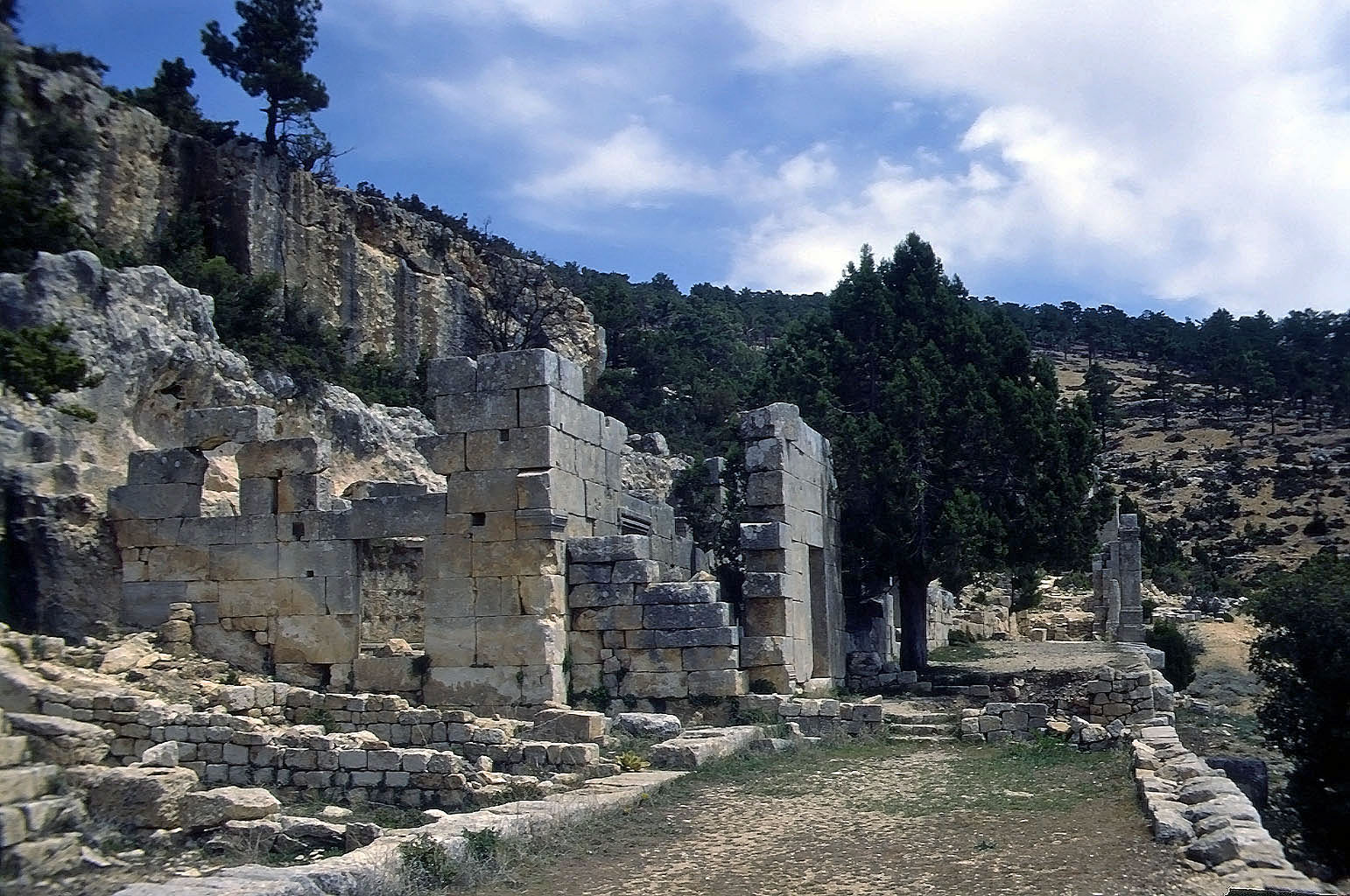 30.04.1993 | Alahan | Alahan Klosteranlage