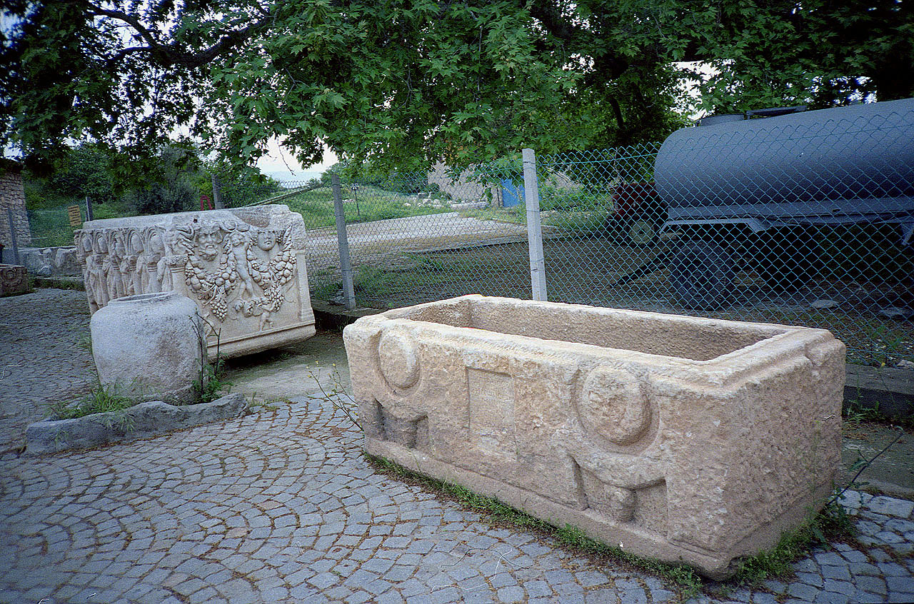 07.04.1993 | Museum | Sarkophag