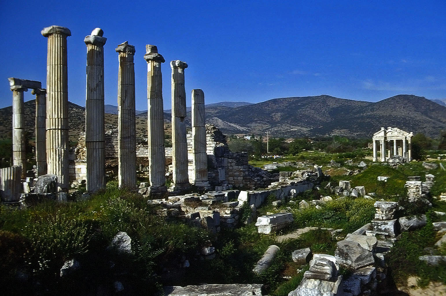 26.04.1993 | Aphrodite-Tempel | Aphrodite-Tempel und Tetrapylon