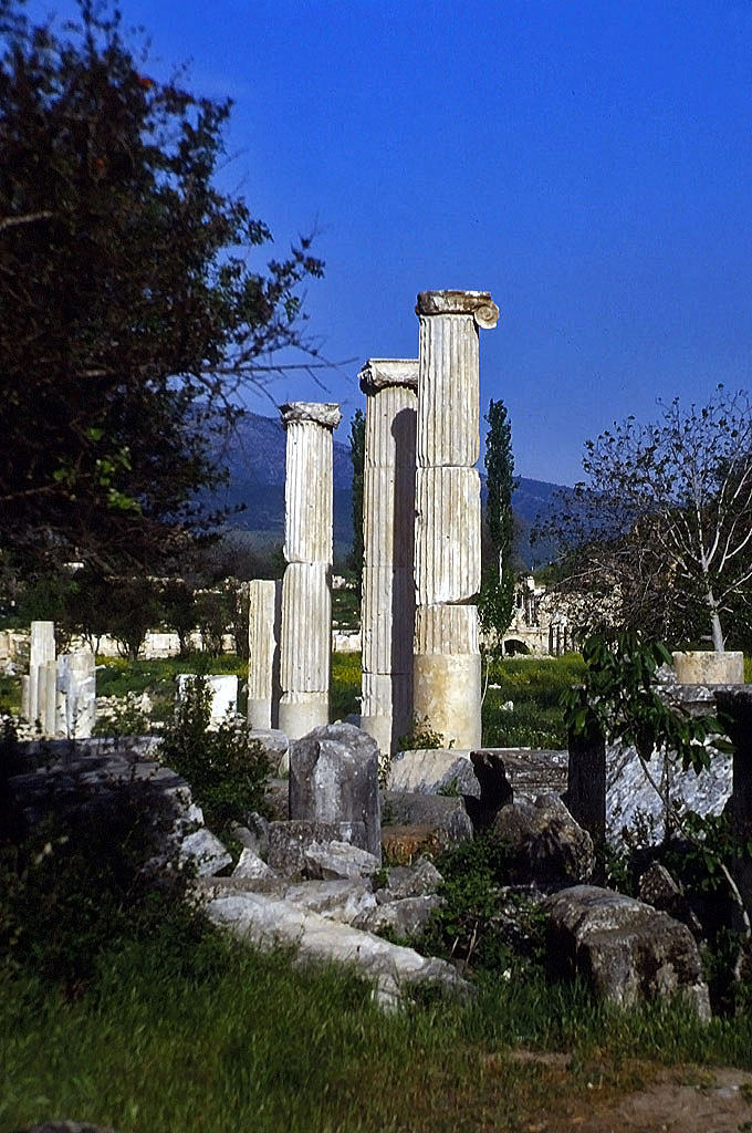 26.04.1993 | Südagora | Südagora Säulenreihen