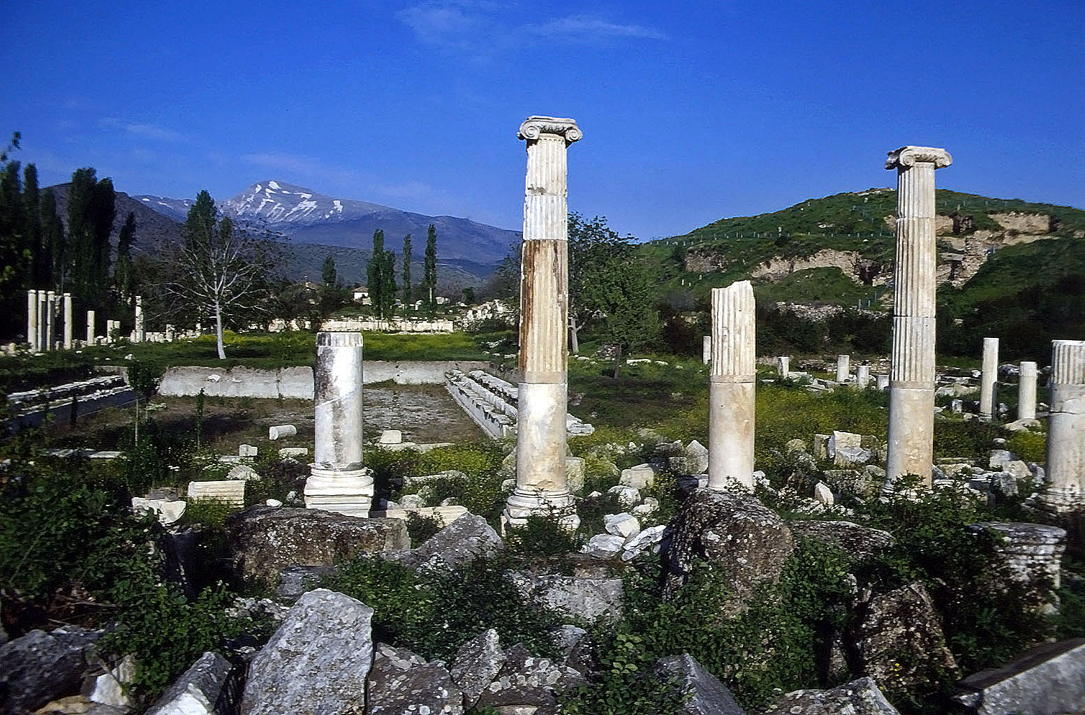 26.04.1993 | Südagora | Südagora Säulenreihen