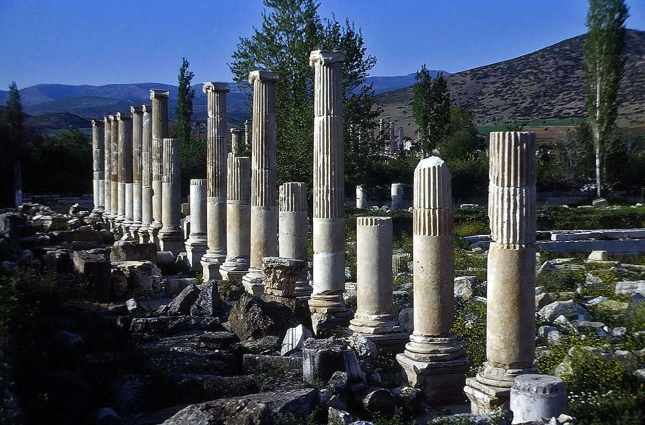 26.04.1993 | Südagora | Südagora Säulenreihen