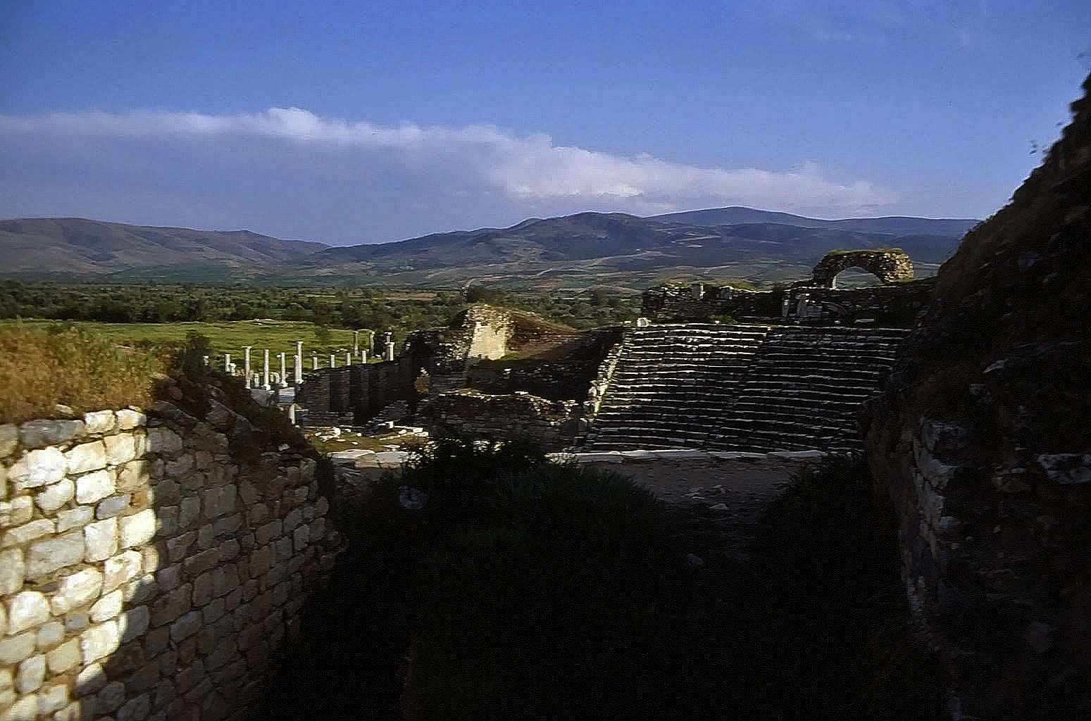 26.04.1993 | Theater | Theater und -bäder